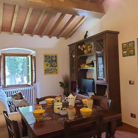 Podere Piana 아파트 레겔로