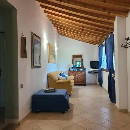 Podere Piana 아파트 *